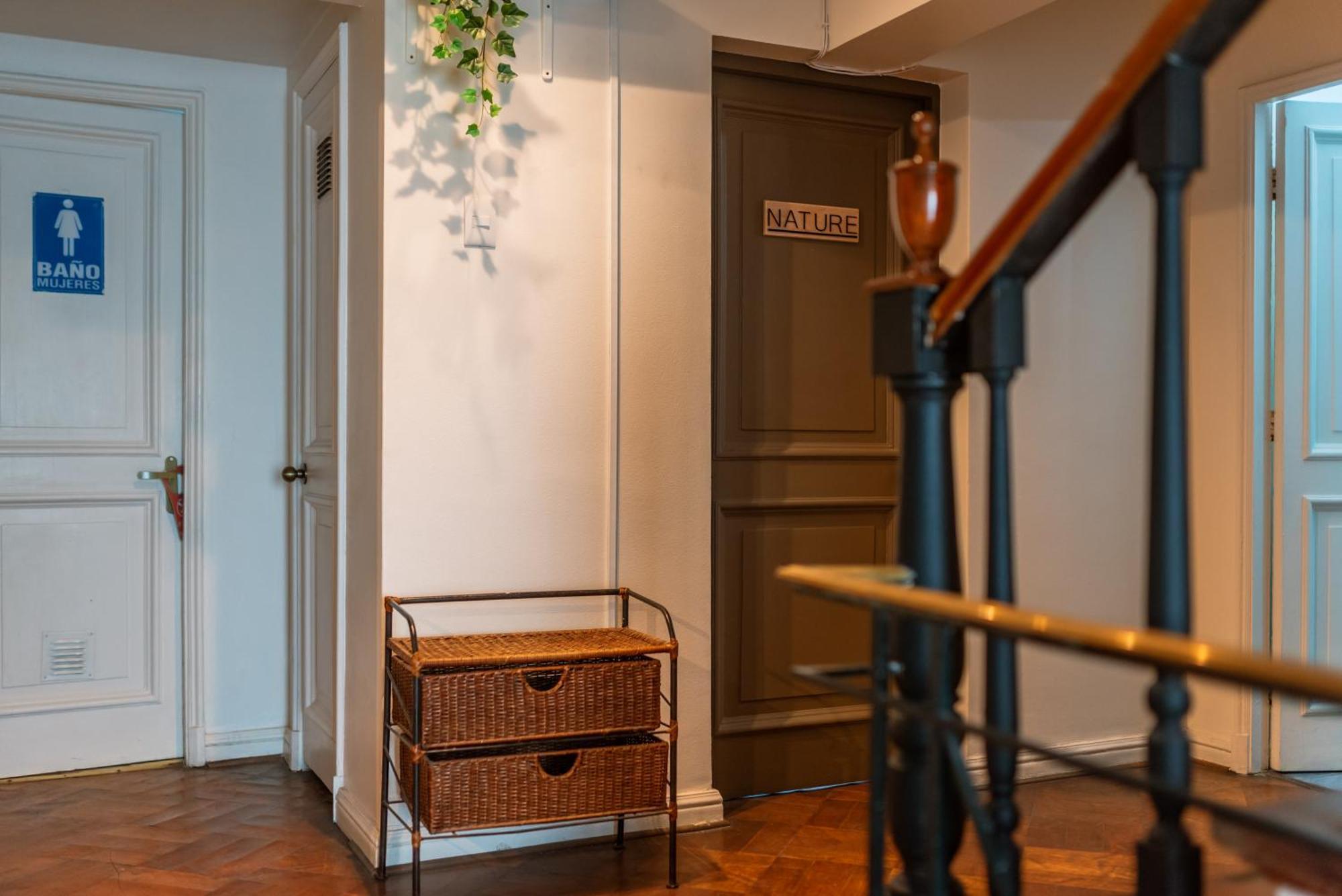 Yogi Hostels Santiago Dış mekan fotoğraf