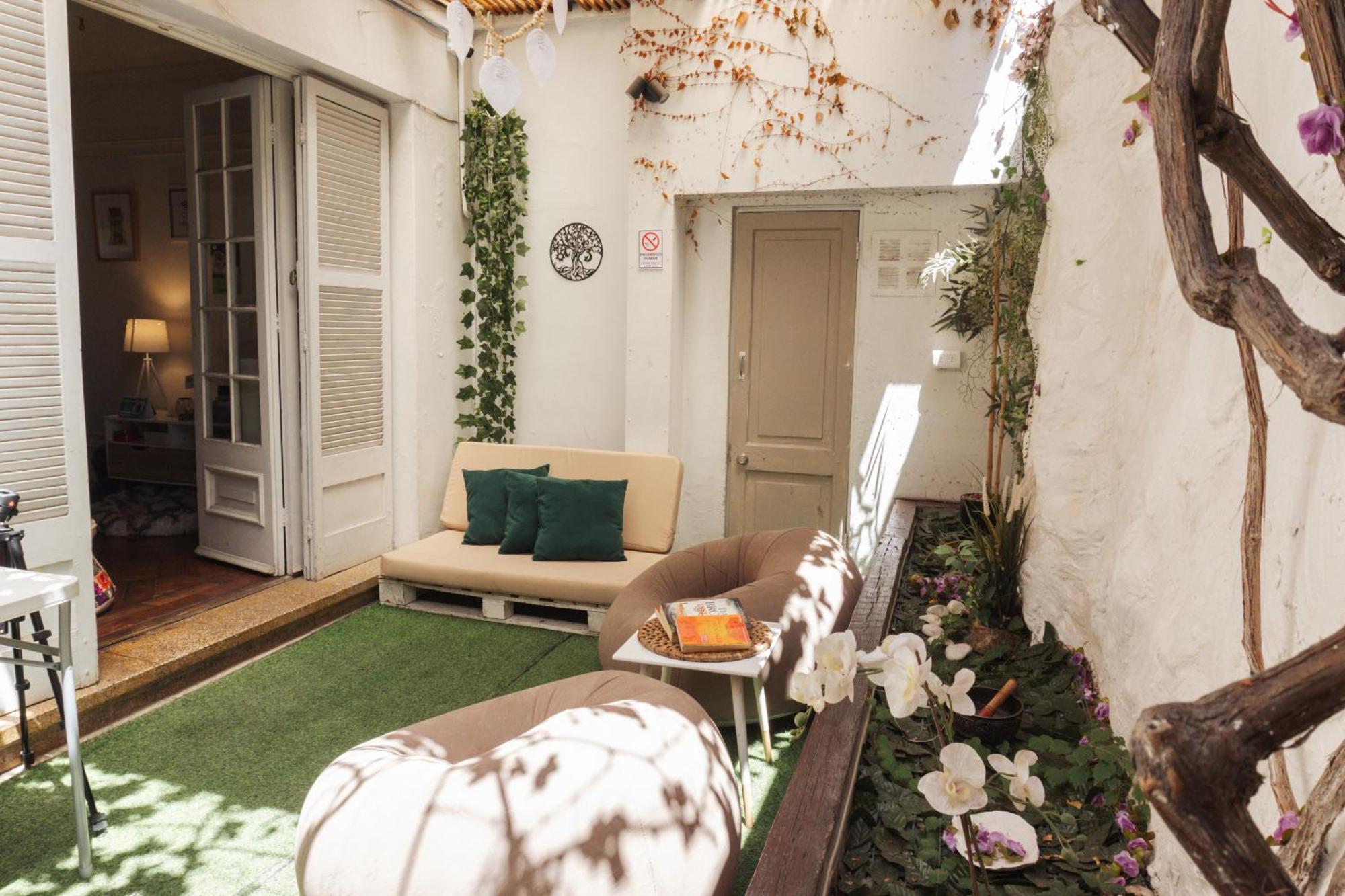 Yogi Hostels Santiago Dış mekan fotoğraf